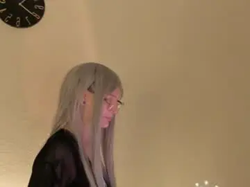 Chaturbate Free Porn Cam of microwavegirlfriend