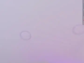 Chaturbate Live Sex Cam of emilyy_bank