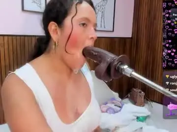 Chaturbate Nude Webcam of dalia_roses