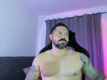 Chaturbate Live Sex Cam of pierrevidal