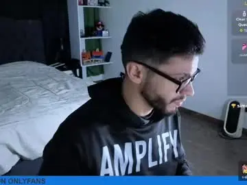 Chaturbate Best live sex cam show of phantom_bigger1