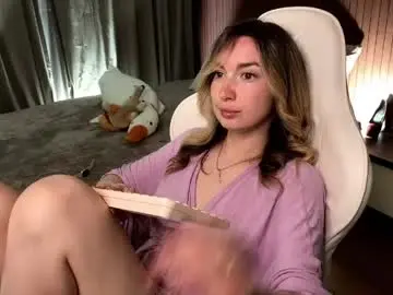Chaturbate Live Sex Cam of _crystal_moon_1