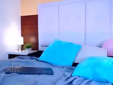 Chaturbate Watch Live Sex Cams of chloe014_