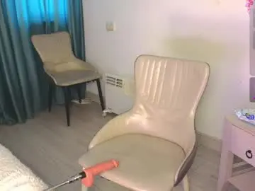 Chaturbate Watch Live Sex Cams of hey_herbal
