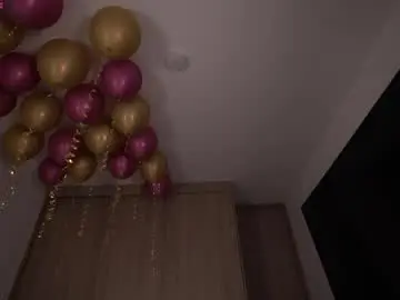 Chaturbate Sex Chat of ales_bloom