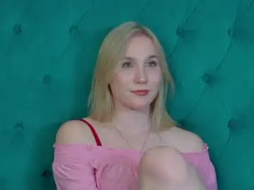 Chaturbate Adult Webcam of elaravoltage
