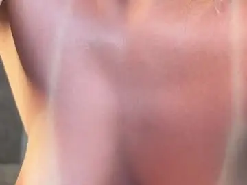Chaturbate Live Sex Cam of alice_liss_
