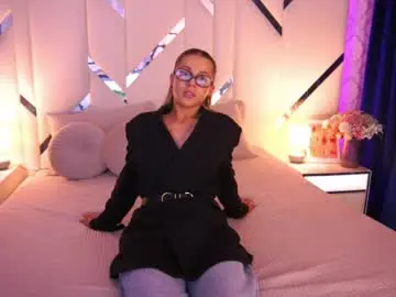 Chaturbate Live Sex Cam of loveedove