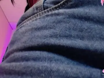 Chaturbate Free Porn Cam of adri_gomez_1