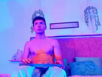 Chaturbate Best live sex cam show of enzo_duran