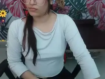 Chaturbate Watch Live Sex Cams of olivia_russo