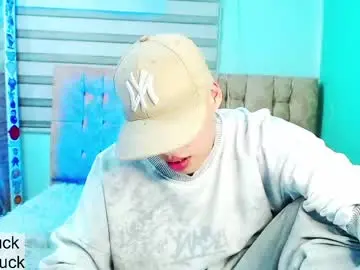 Chaturbate Watch Live Sex Cams of _justinmoon2