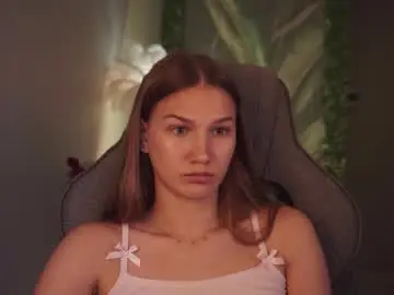 Chaturbate Watch Live Sex Cams of sweety_emilya