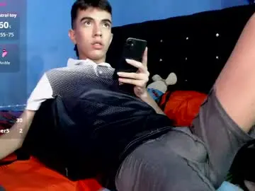 Chaturbate Live Sex Cam of juandii26