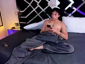 Chaturbate Best live sex cam show of jaytaylorr