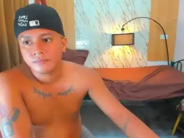 Chaturbate Sex Cam of naughty_vince