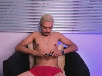 Chaturbate Live Porn of axelstones_