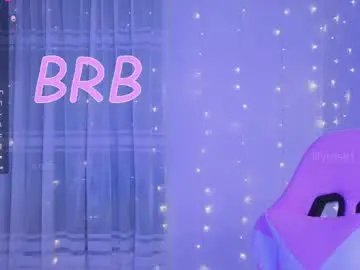 Chaturbate Live Sex Cam of lilyrose1_