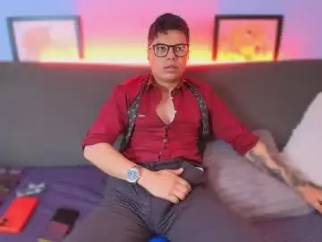 Chaturbate Sex Cam of aquilestaylor