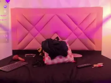 Chaturbate Sex Chat of isa_cute_1
