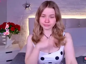 Chaturbate Best live sex cam show of chloewells