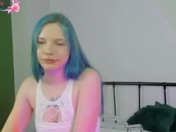 Chaturbate Live Sex Cam of emily__hamilton