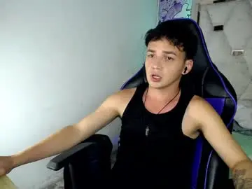 Chaturbate Sex Cam of mathiass_twinkk_