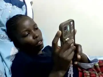 Chaturbate Adult Webcam of pretty_petite_ebony