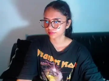Chaturbate Free Live Porn of bellaluxxs