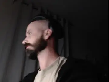Chaturbate Live Porn of thegoofybeard