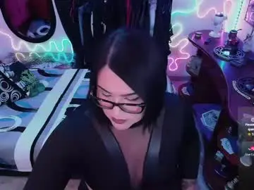 Chaturbate Live Sex Cam of lufek_23