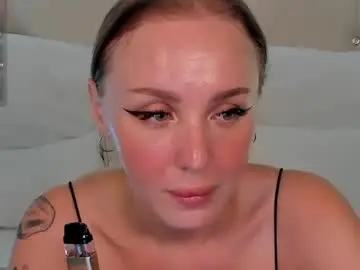 Chaturbate Sex Chat of lushcherry