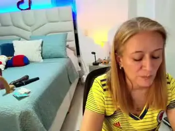 Chaturbate Nude Webcam of samanta_stone69