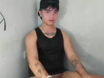 Chaturbate Nude Webcam of asiancarl_bigcock