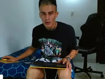 Chaturbate Watch Live Sex Cams of bray_hotboy