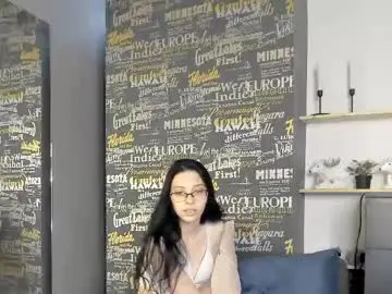 Chaturbate Nude Webcam of ravennbliss