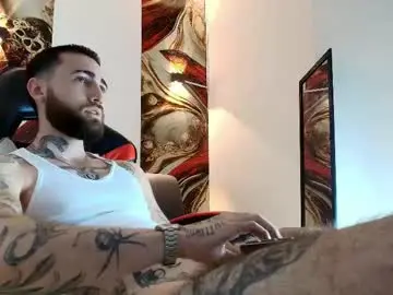 Chaturbate Live Porn of luke_davis01