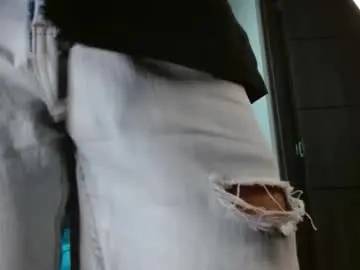 Chaturbate Free Porn Cam of sexyboy_bigclit