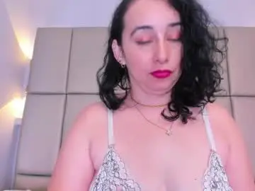 Chaturbate Free Porn Cam of lucymendezz_