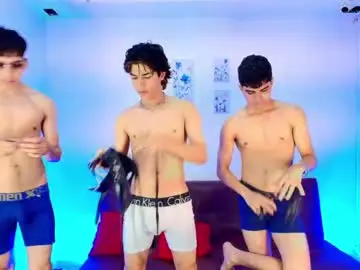 Chaturbate Best live sex cam show of chillbicrew