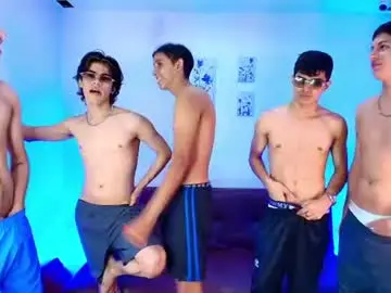 Chaturbate Private Sex Chat of chillbicrew