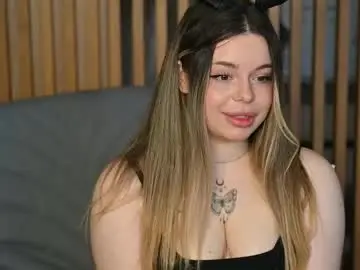 Chaturbate Free Live Porn of sweetkrissi