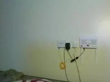 Chaturbate Live Sex Cam of melanie_bae1