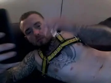 Chaturbate Free Porn Cam of tattedtwinkwywy