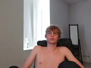 Chaturbate Free Porn Cam of dave_redmond