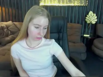 Chaturbate Live Sex of alina__blonde