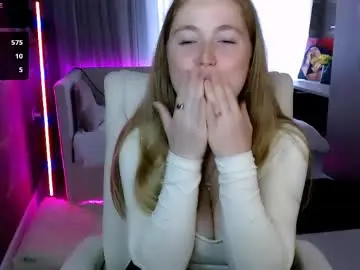 Chaturbate Live Sex Cam of tori_blond