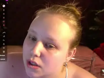 Chaturbate Live Sex of crystallpaws_