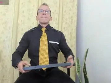 Chaturbate Nude Webcam of _axelking1_