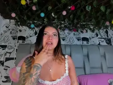 Chaturbate Adult Video Chat of lucyrosse_